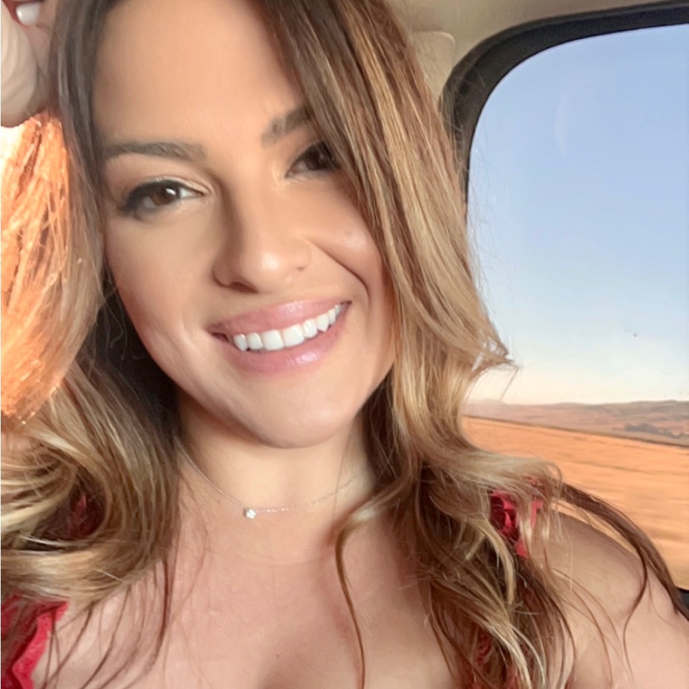 Meet your Posher, Melissa